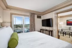 Room-313_Web-Size-190