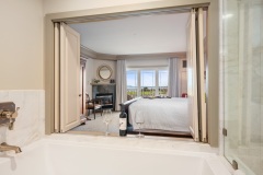 217-Deluxe-Bayview-Web-5534