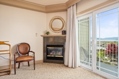 217-Deluxe-Bayview-Web-5554