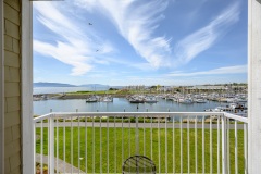 323-Deluxe-Bayview-Suite-Web-5786