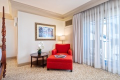 326-Deluxe-Plaza-Web-5824