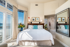 Lighthouse Suite Bellingham Luxury Room - 12