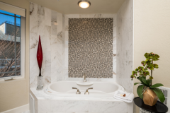 Lighthouse Suite Bellingham Luxury Room - 6