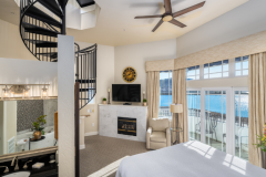 Lighthouse Suite Bellingham Luxury Room - 8