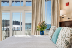 Lighthouse Suite Bellingham Luxury Room - 9